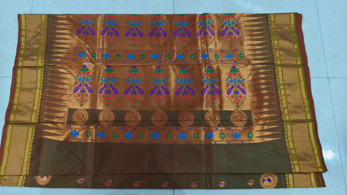 Dhup Chaw Green Golden Border Paithani